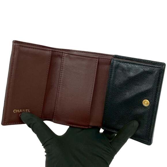 CHANEL Black Caviar Leather Logo Wallet - Picture 7 of 10